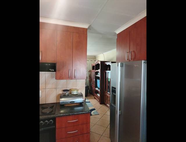 3 BEDROOM HOUSE FOR SALE IN SOSHANGUVE B